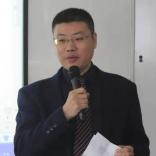 杨砚龙