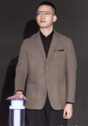 陈晋