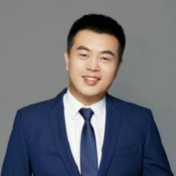 李新海
