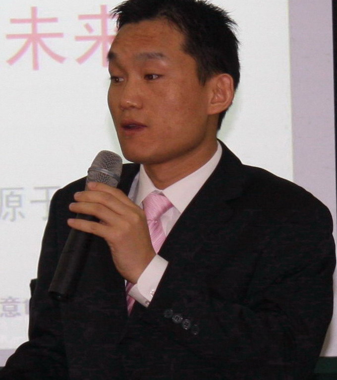 梅卫明