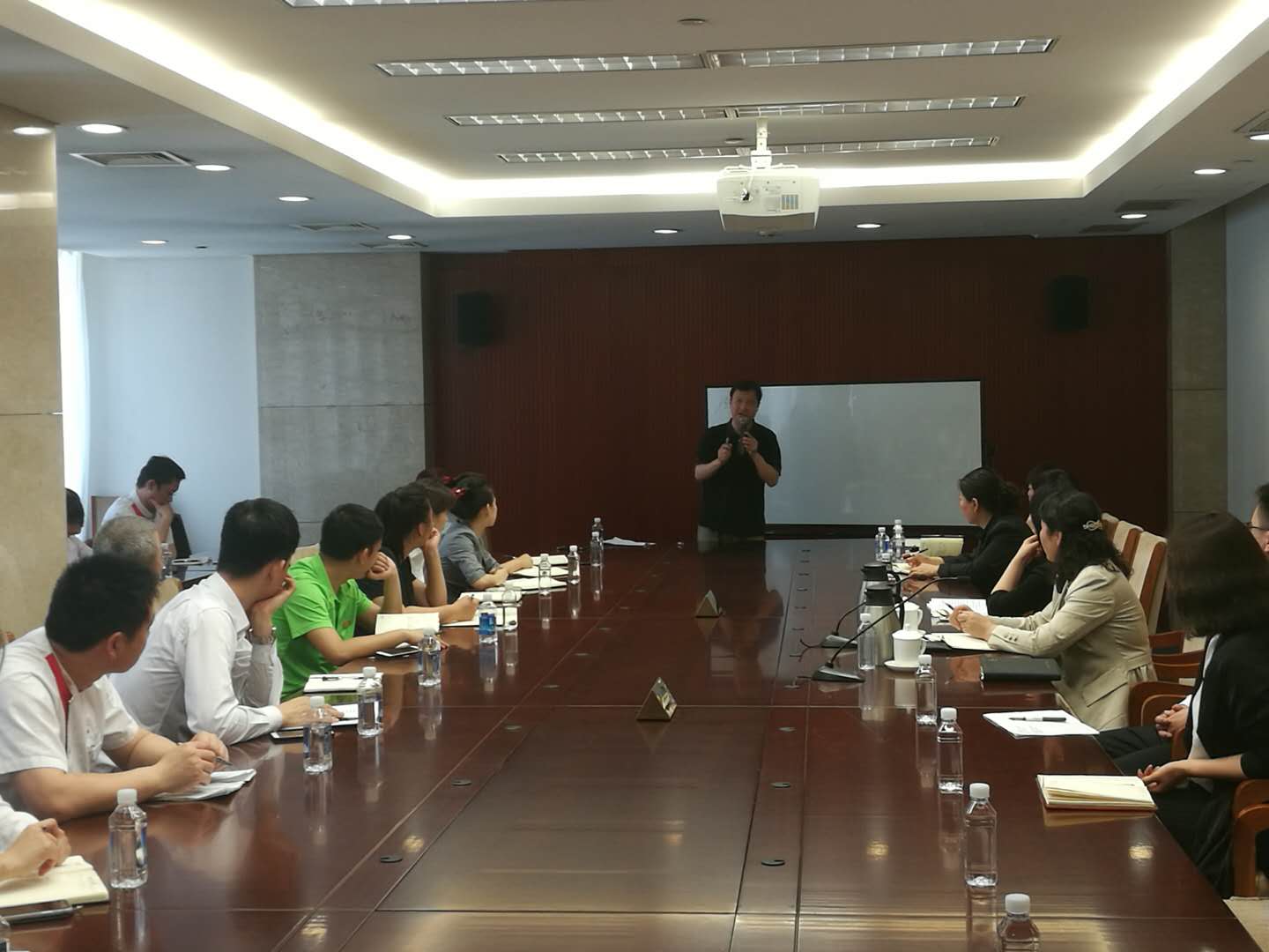 蔡元恒老师为中石化培训中层管理能力提升与团队建设