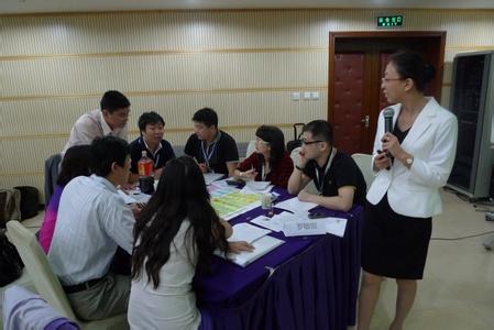 奔驰中国《服务战略、客户忠诚度》