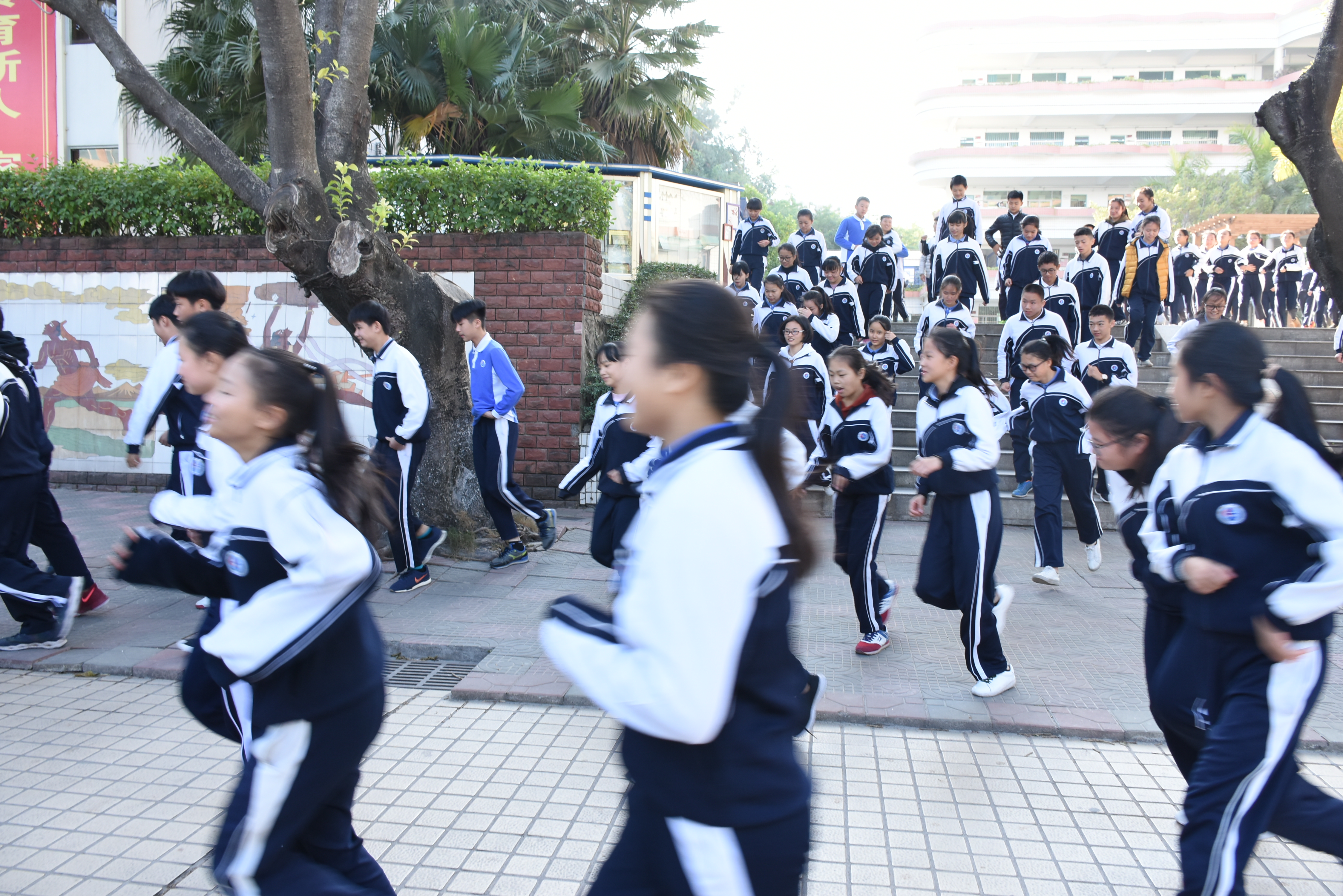 深圳市光祖中学人员疏散演练