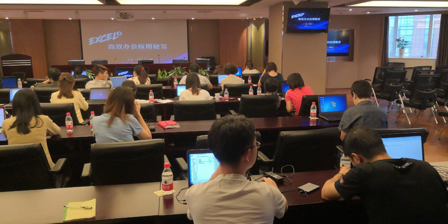 上海某集团公司4期次Excel高效办公系列课程成功举办