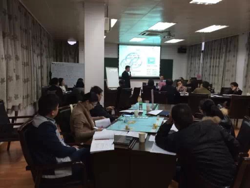 王悦宇老师受邀为 中山大学总裁班，讲授《企业经营决策与执行沙盘模拟实战模拟》课程