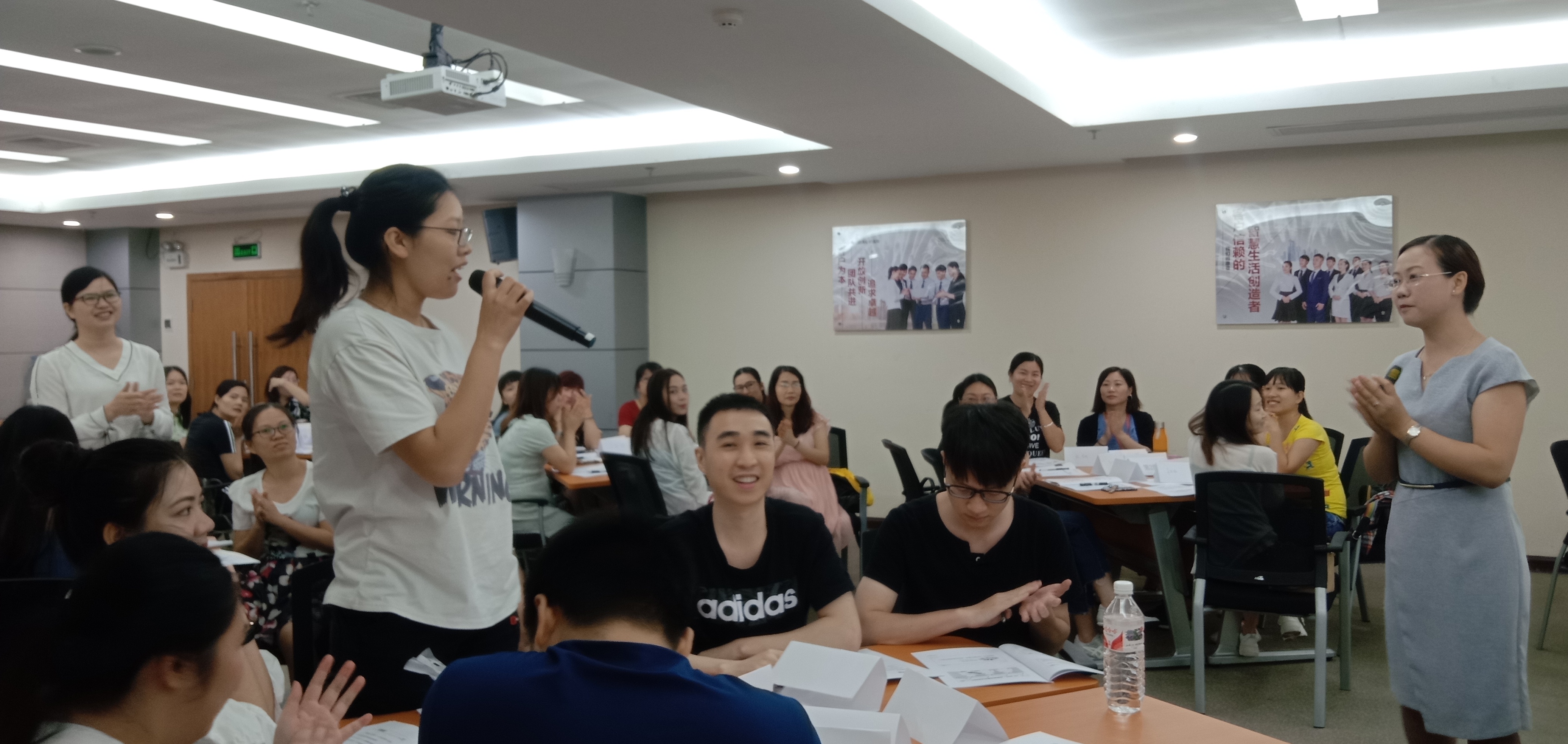 广西省联通公司《 服务正能量与客户投诉处理技巧 》(林瑜2019)