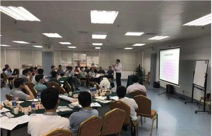 深圳市交通中心《让人力资源管理推动经营》