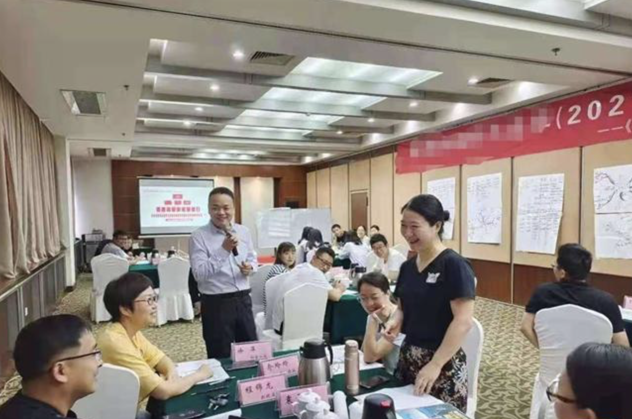 受邀到绍兴某企业进行《经验萃取与案例开发》课程