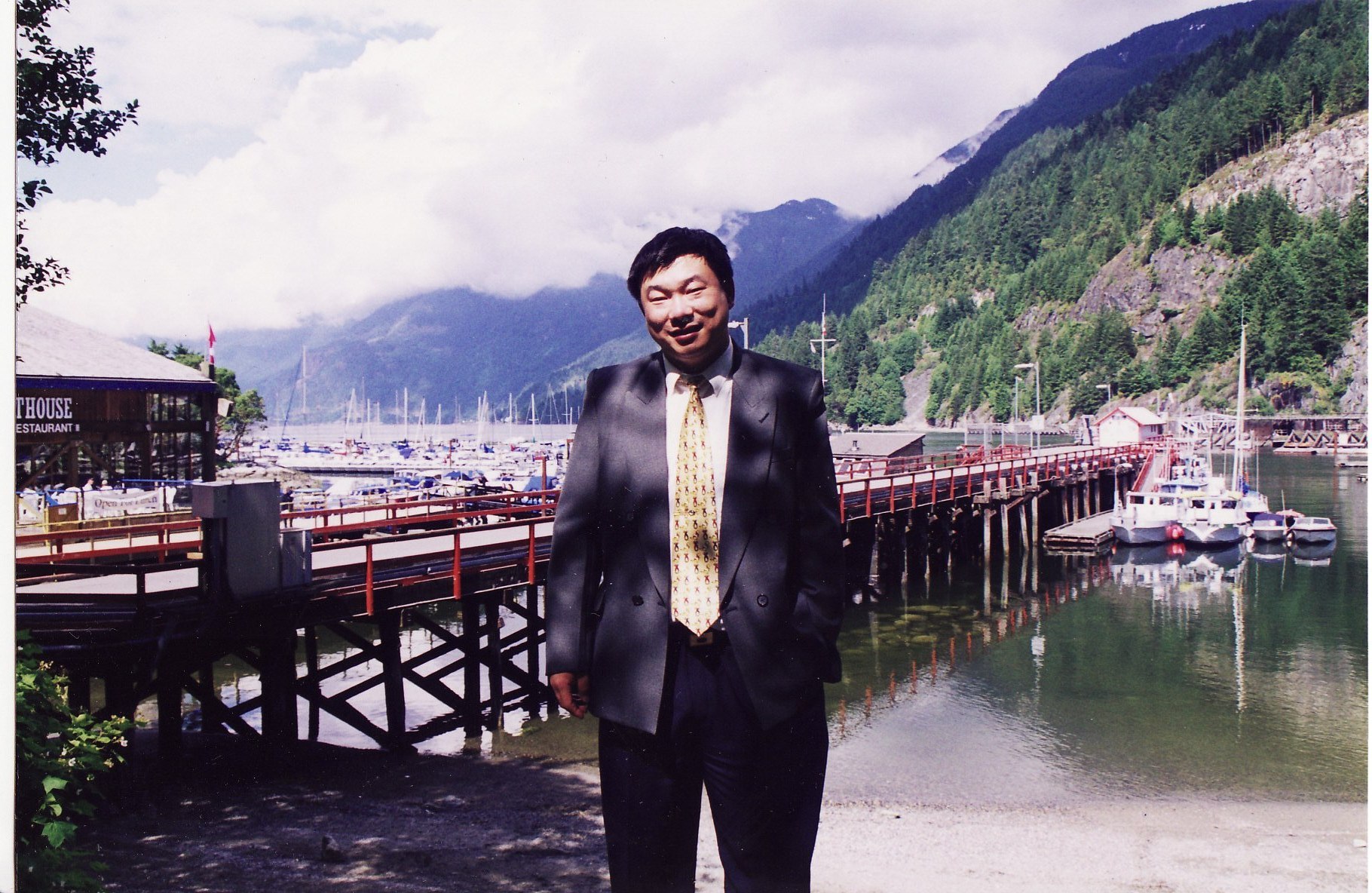 UMTS/3GPP/WCDMA for Global 3G Markets