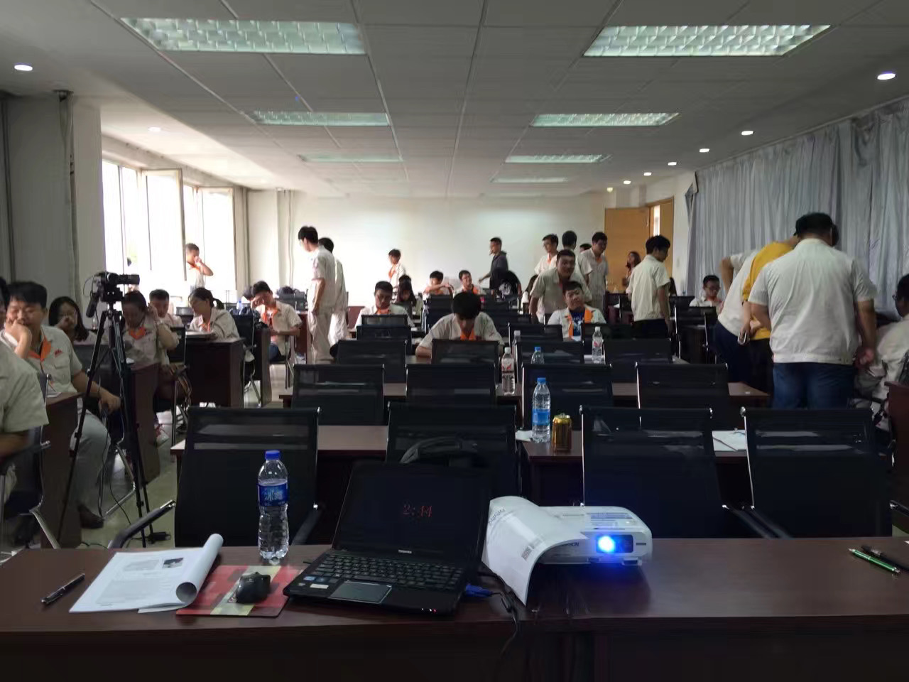 为机床集团中捷立加进行新员工定制化课程交付