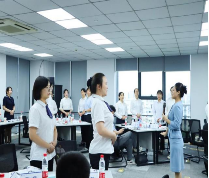 《银行星级服务礼仪实战训练课程》