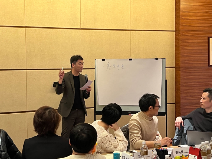 市场洞察与战略规划