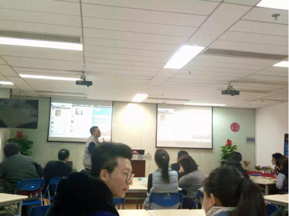 上海人才大厦公司员工及领导《(报道)张守辉老师移动互联网微信020企业培训报道》