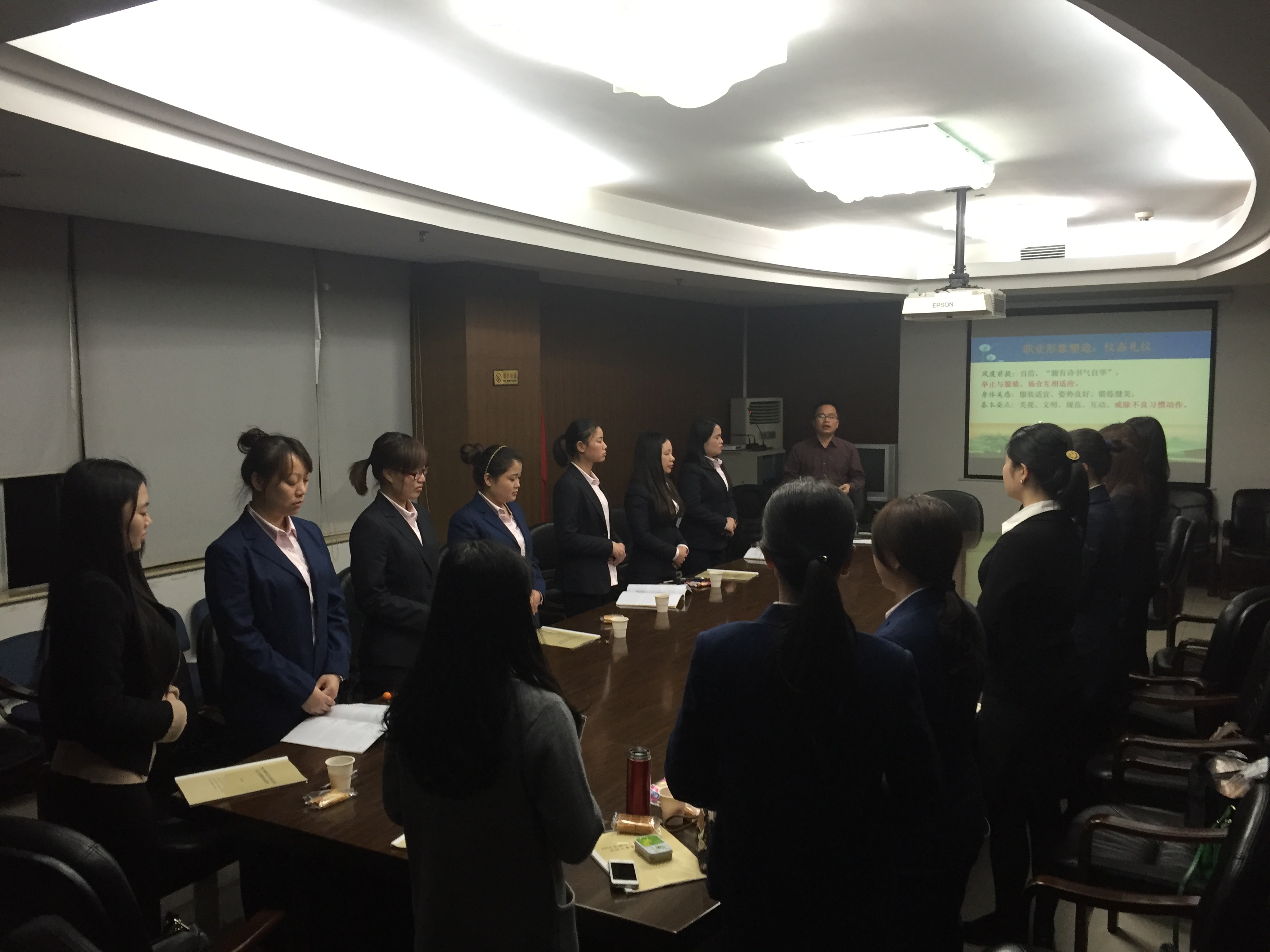 深圳市福田区华强北街道办事处《礼仪形象》