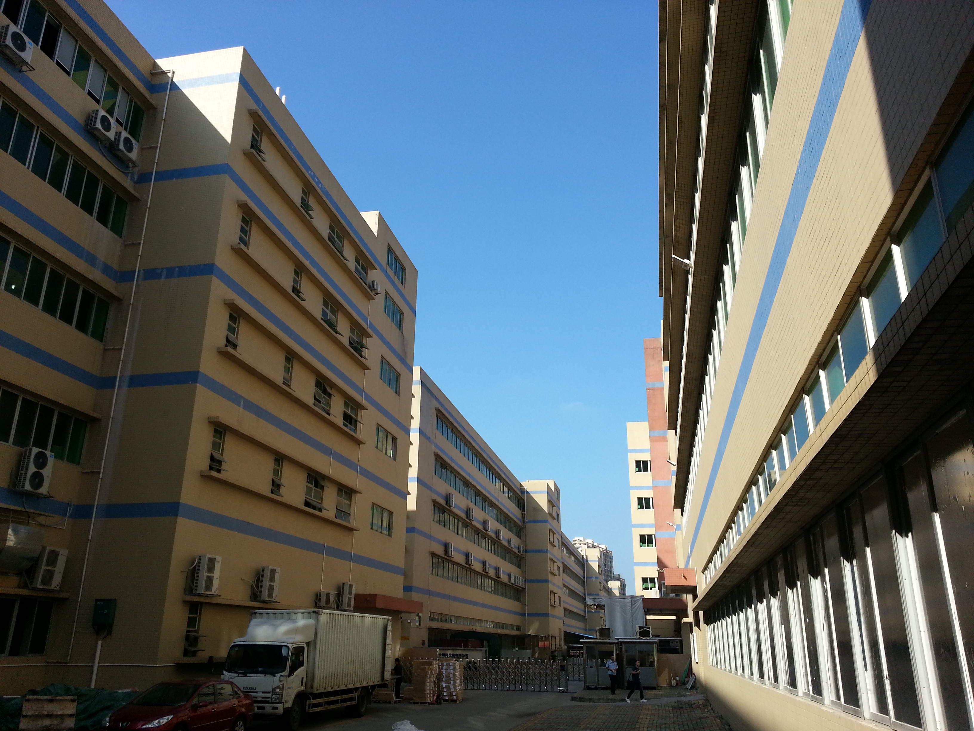 深圳XX科技公司《海外市场拓展策略与客户谈判技能培训(电子烟制造行业)》