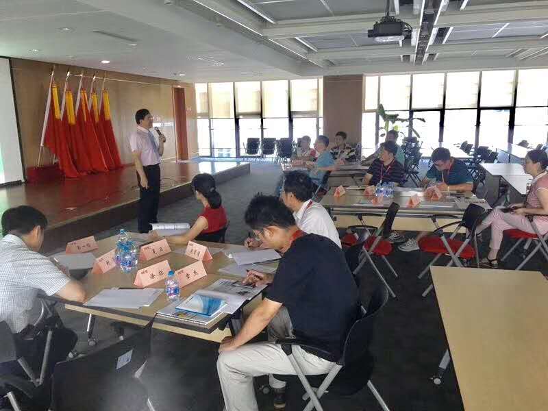 20170811，今天在上海某科研机构讲《科研人员的绩效管理》课程