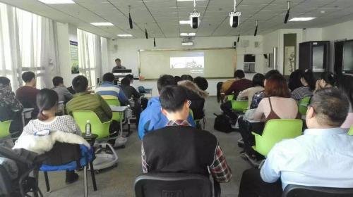 为锦联产业园交付《教练式团队领导力》公开课程