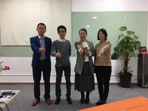 培训三板斧