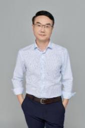 李勃