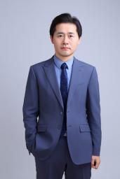 肖兴