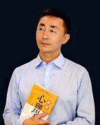 何岸