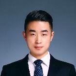 杨臻