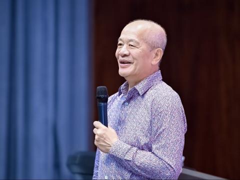 老板请空降兵要看什么